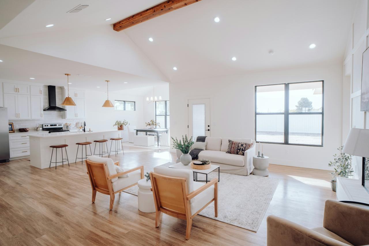 Open living and kitchen area for evaluating routes and furniture clearances